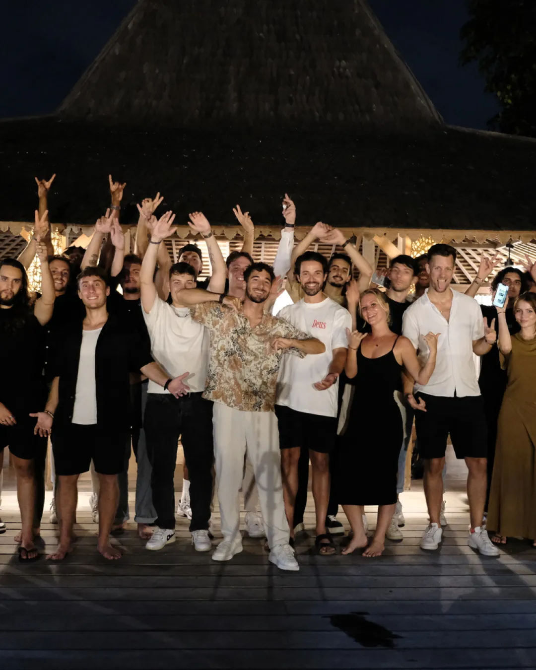 Le Club — la tribu