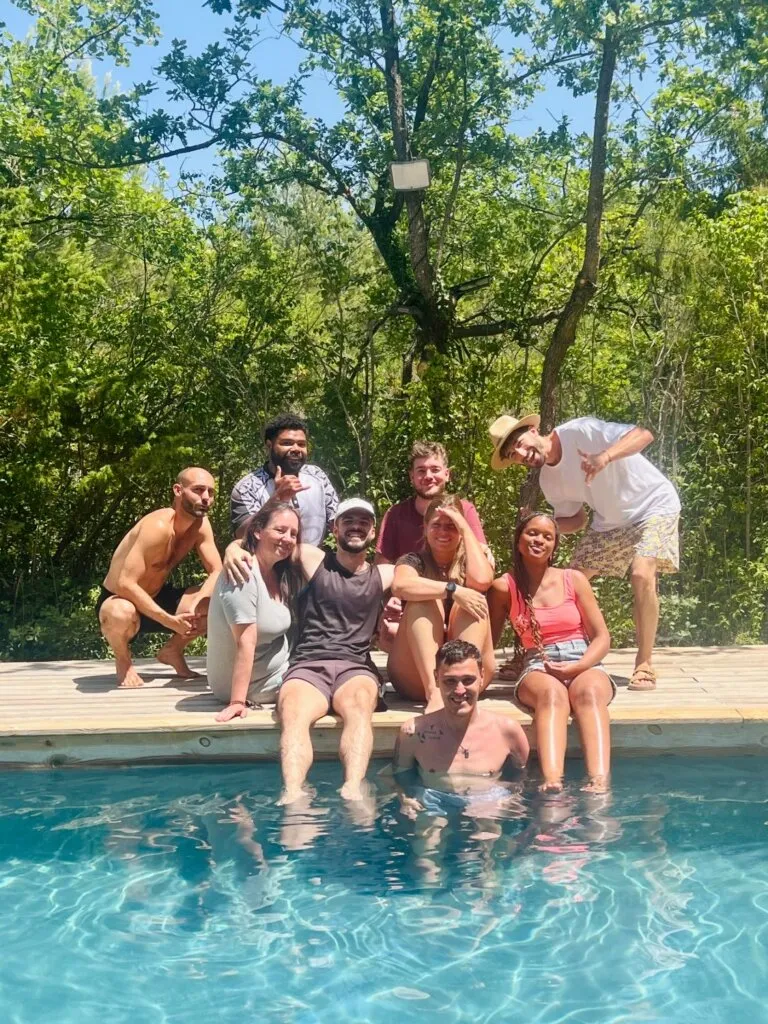 Le Cocon — Photo — Au bord de la piscine